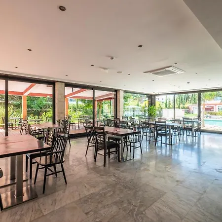 Aparthotel Topazio Vibe Hotel&apartments 3*