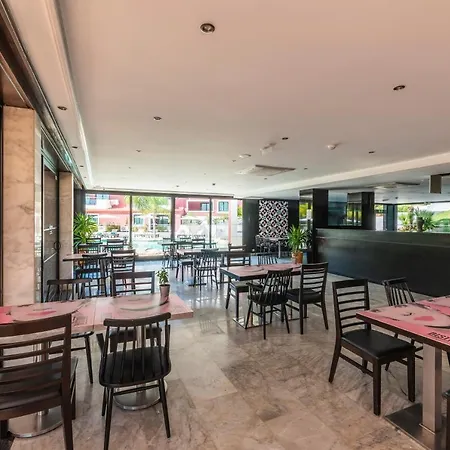 Aparthotel Topazio Vibe Hotel&apartments Albufeira
