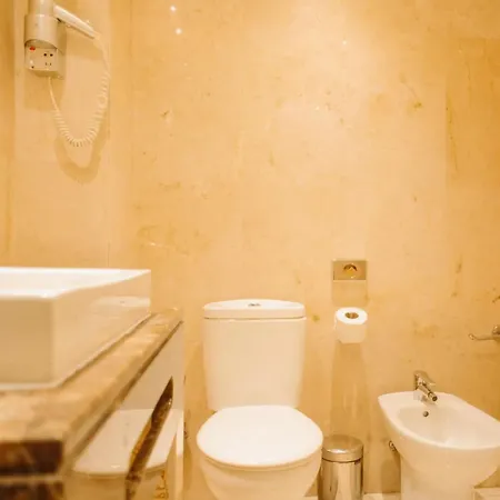 מלון דירות Topazio Vibe & - Adults Friendly 3*