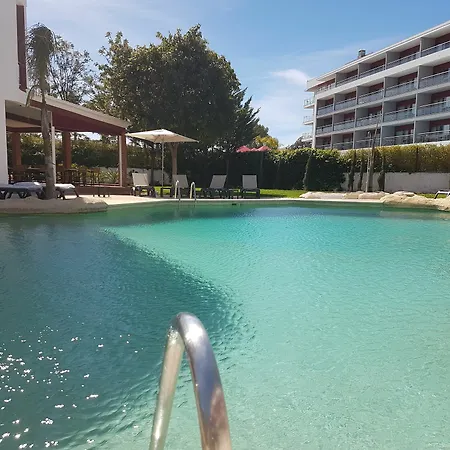 Ξενοδοχείο με διαμερίσματα Topazio Vibe & - Adults Friendly Αλμπουφέιρα